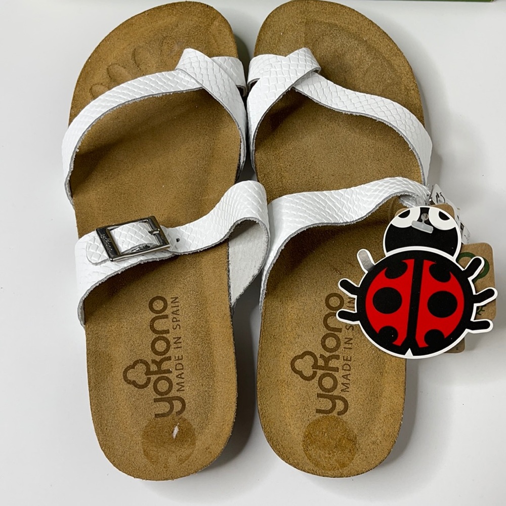 YOKONO |  White Leather Toe Loop Sandals